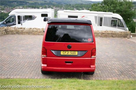 Volkswagen Transporter T6.1 8