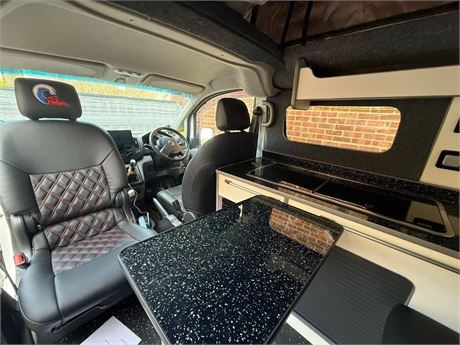 Nissan NV200 NV200 27