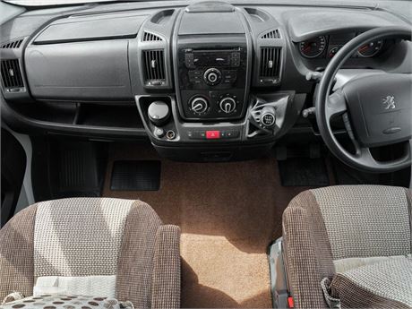 Auto-Sleepers Cotswold Cotswold EB 33