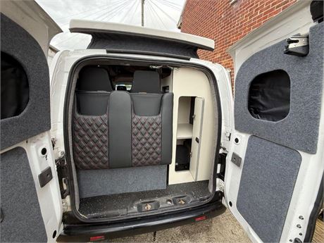 Nissan NV200 NV200 10