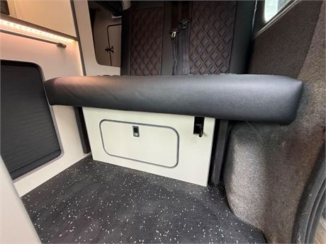 Nissan NV200 NV200 21