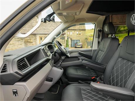 Volkswagen T6.1 Campervan Transporter 2.0 77