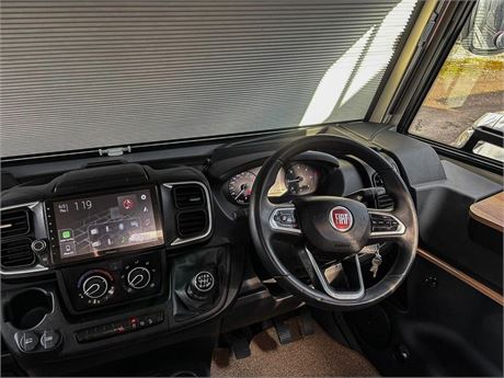Pilote Expression G690D 34