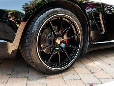 Porsche Boxster 82