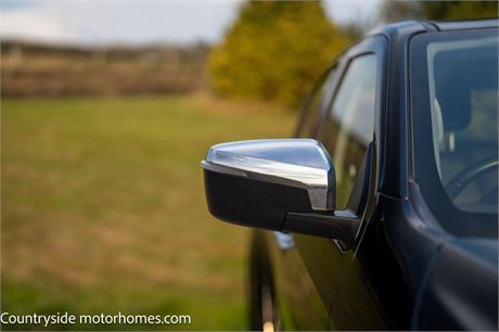 Isuzu D-Max 1.9 TD DL40 Auto 4WD Euro 6 (s/s) 4dr 70