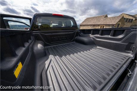 Isuzu D-Max 1.9 TD DL40 Auto 4WD Euro 6 (s/s) 4dr 49