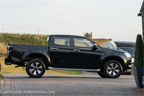 Isuzu D-Max 1.9 TD DL40 Auto 4WD Euro 6 (s/s) 4dr 58