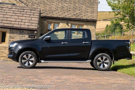 Isuzu D-Max 1.9 TD DL40 Auto 4WD Euro 6 (s/s) 4dr 2
