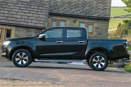 Isuzu D-Max 1.9 TD DL40 Auto 4WD Euro 6 (s/s) 4dr 57
