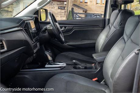 Isuzu D-Max 1.9 TD DL40 Auto 4WD Euro 6 (s/s) 4dr 54