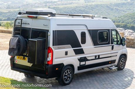Adria Twin 600 SPB 4