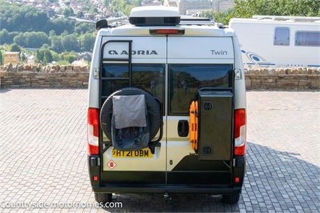Adria Twin 600 SPB 5