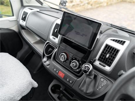 Adria Twin 600 SPB 82