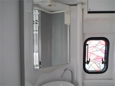 Adria Twin 600 SPB 67