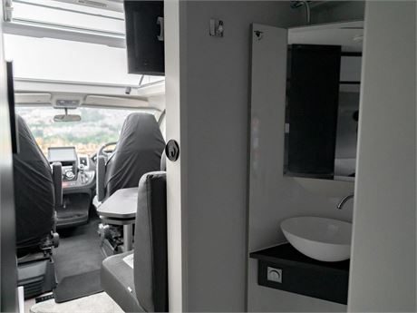 Adria Twin 600 SPB 62