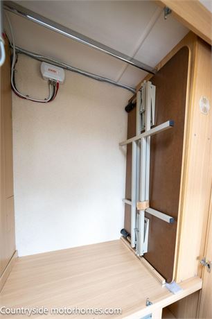 Bessacarr E520 27